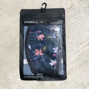 NWT O’Neill Reusable Face Mask Floral 2-Ply